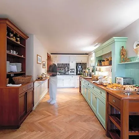 Boutique Bellevue Hotel 4*
